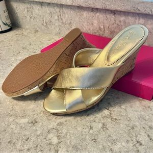 Lilly Pulitzer gold metallic wedge sandals, size 7.5, brand new in box